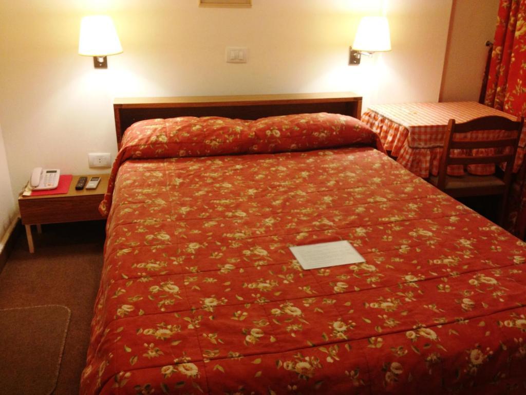 Embassy Hotel Beirut Habitación foto